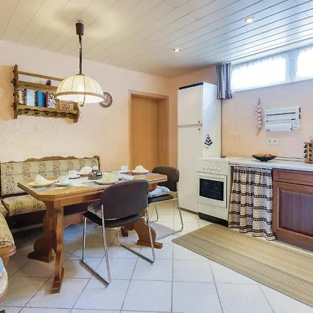 3 Bedroom Beautiful In Pavicini