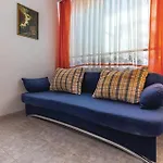 3 Bedroom Awesome In Apartman Pavicini