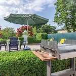 Apartman 3 Bedroom Awesome In *