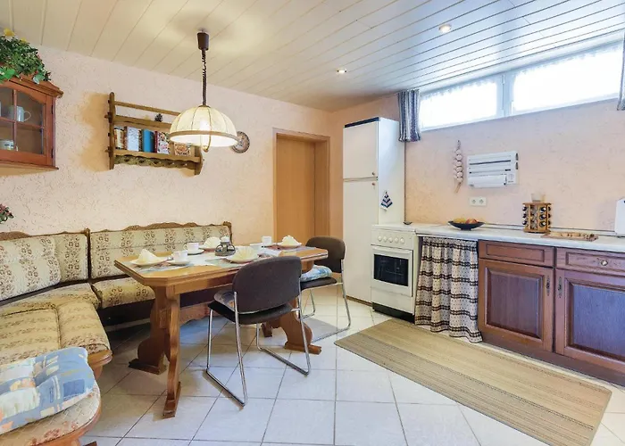 3 Bedroom Awesome In Pavicini