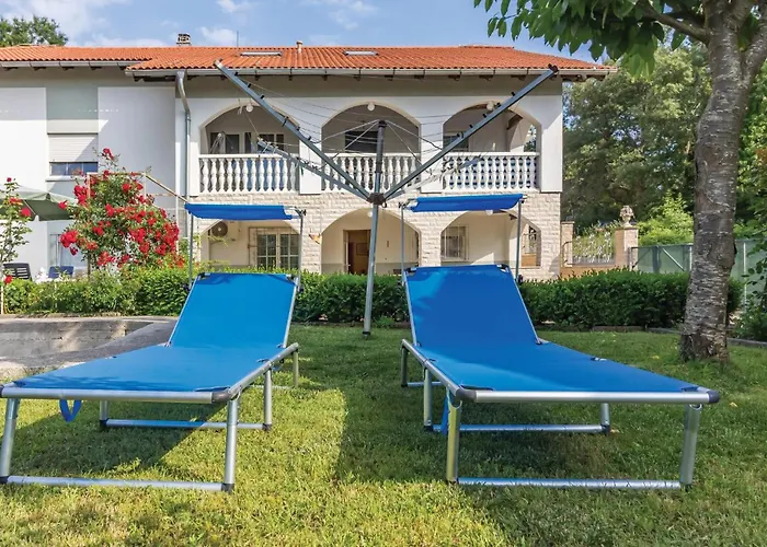 Apartman 3 Bedroom Awesome In *